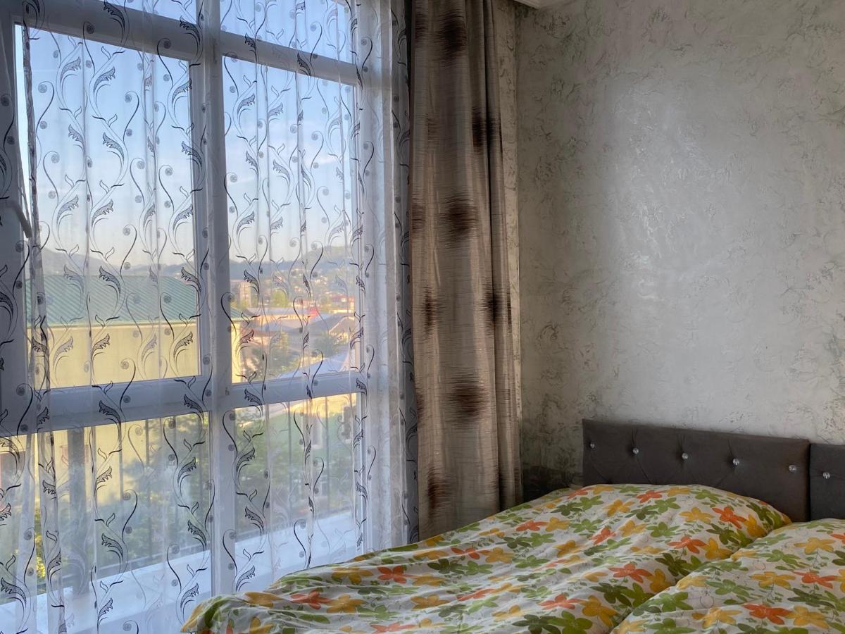Merab House Batumi Esterno foto