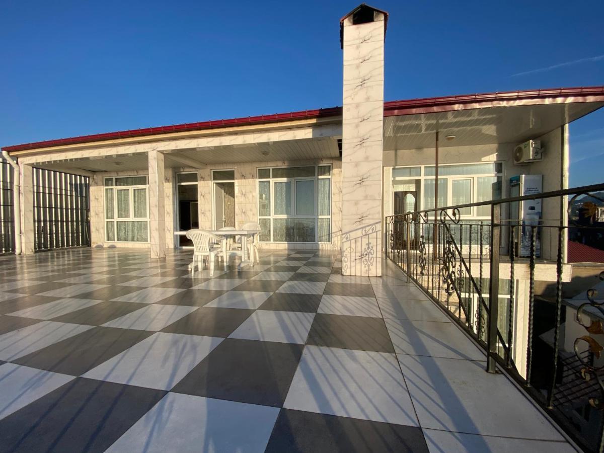 Merab House Batumi Esterno foto